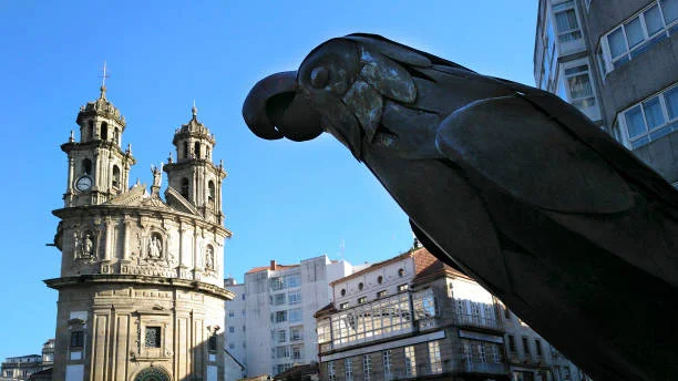 historia y curiosidades del loro Ravachol