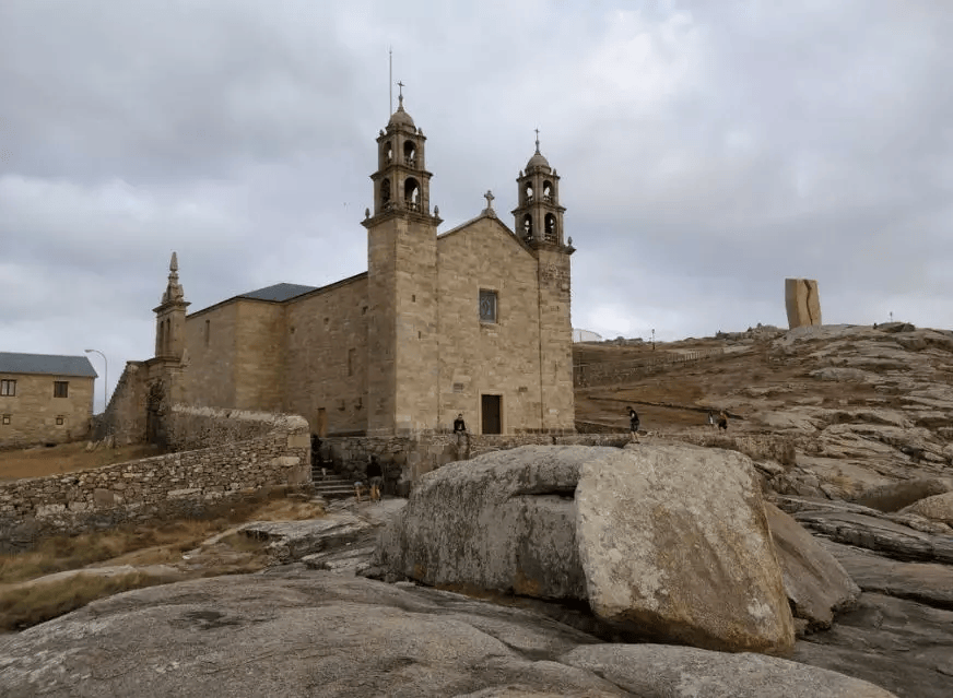 muxia iglesia